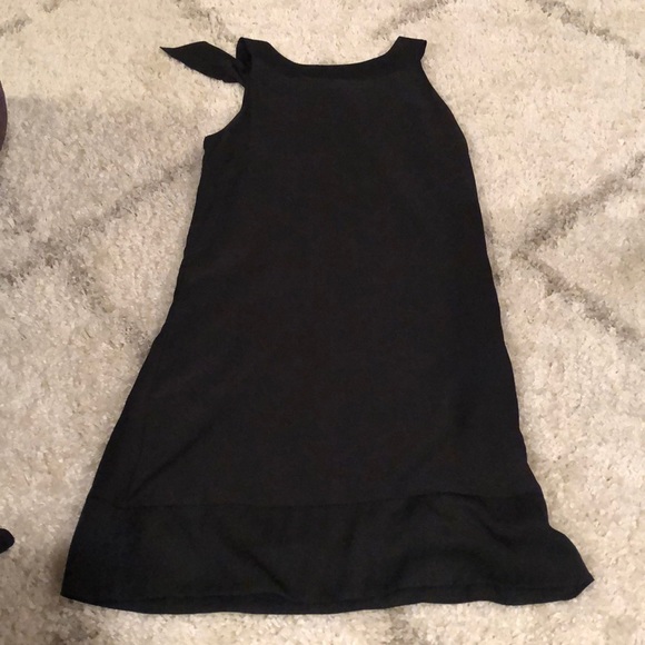 H&M black dress - Picture 5 of 7
